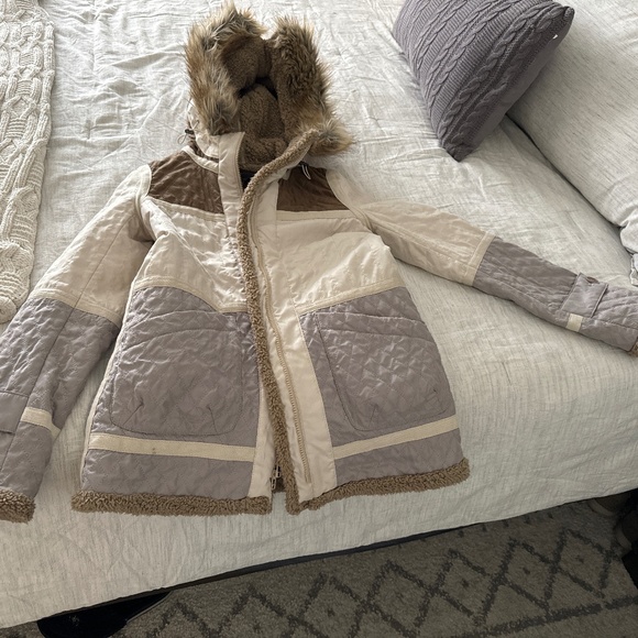 BCBG Maxazria fur lined color block winter coat - Picture 1 of 4